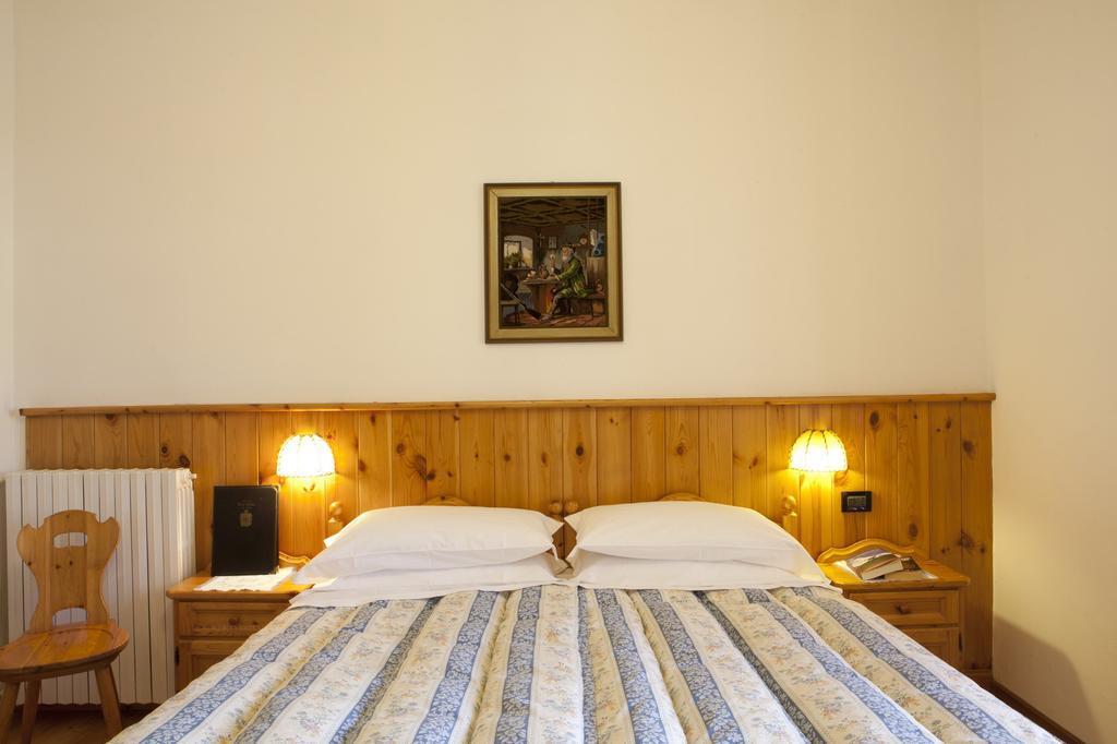Hotel Bellaria - Cortina D'Ampezzo Bilik gambar